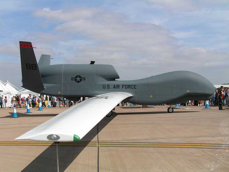 Global Hawk mock-up, RIAT 2005