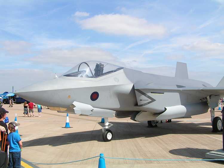 Joint Strike Fighter mock-up RIAT 2005