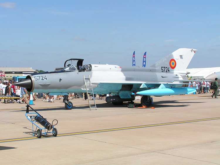 Romanian  Mig 21 Lancer RIAT2005