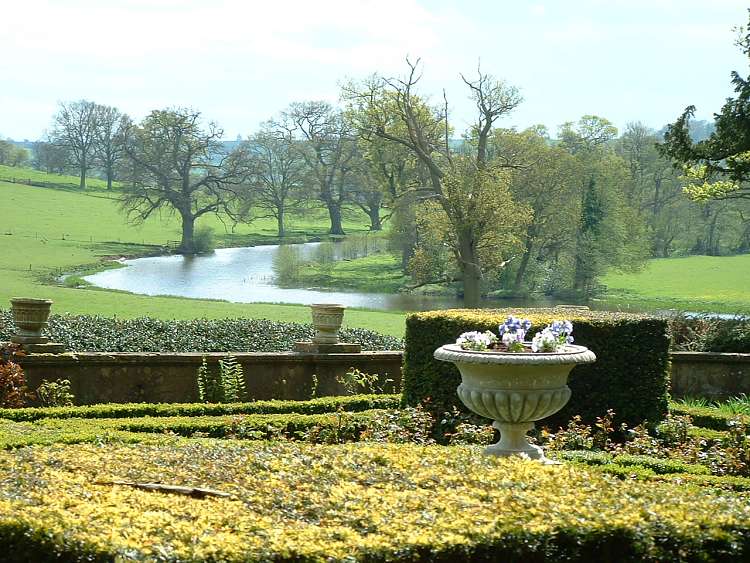 Farnborough House, Oxfordshire