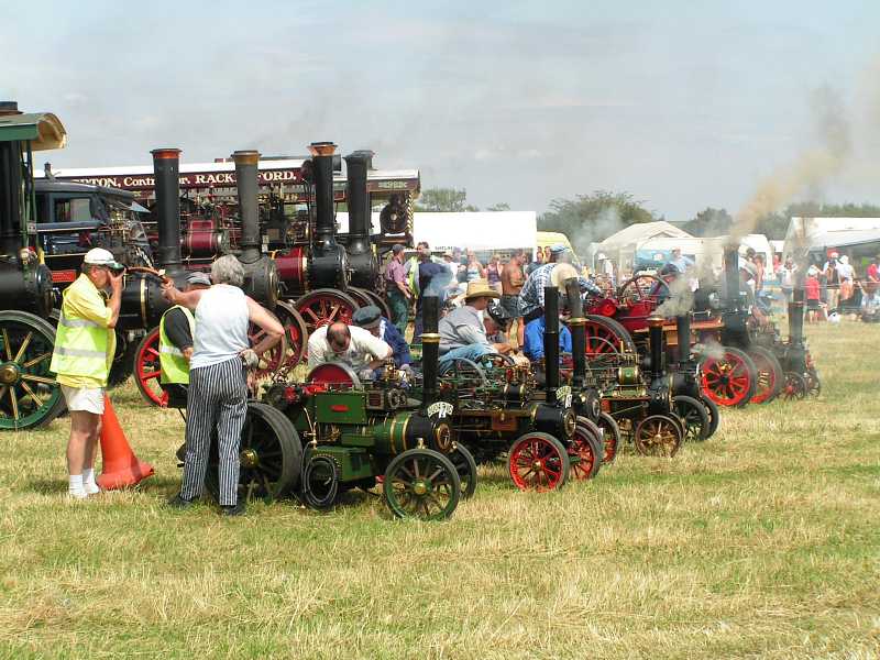 Traction Engine at Great Bucks Steam Rally s