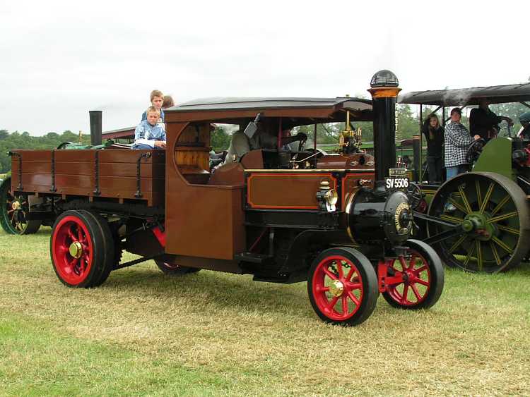 Traction engine