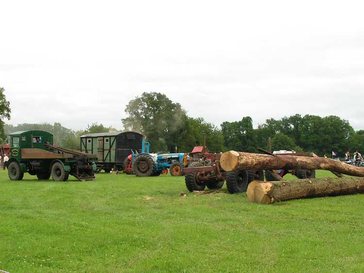 Loading a timber trailer